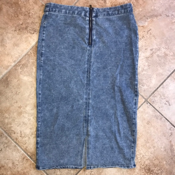 Denim like stretch pencil skirt with zipper midi - Picture 2 of 10